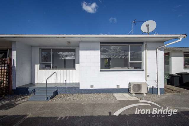 4/736 Ferry Road Woolston_1