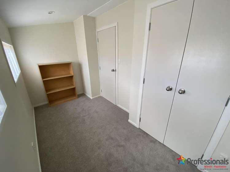 2/85A station Road Papatoetoe_4