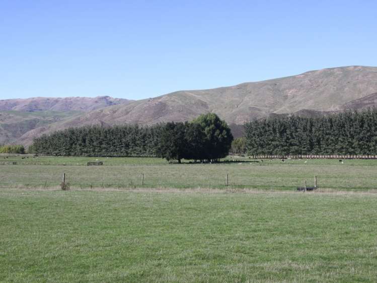 562 Leader Road West Waiau_13