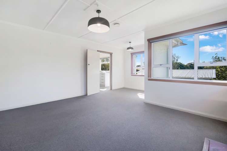 128 Clawton Street Westown_1