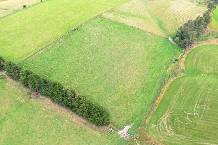 70 Herron Road Waikaka_4