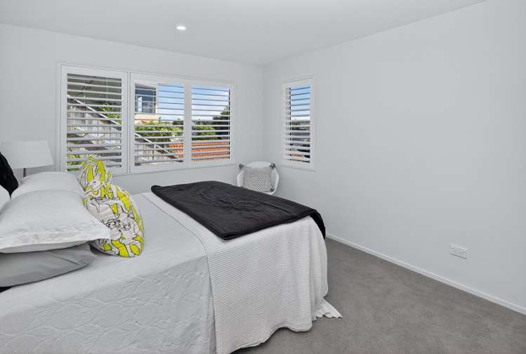 20B Oakwood Grove Eastern Beach_16