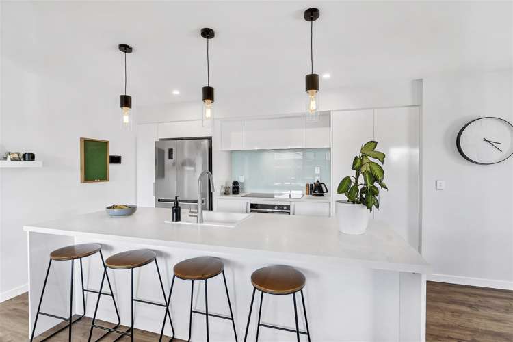 6 Fry Place Rolleston_3