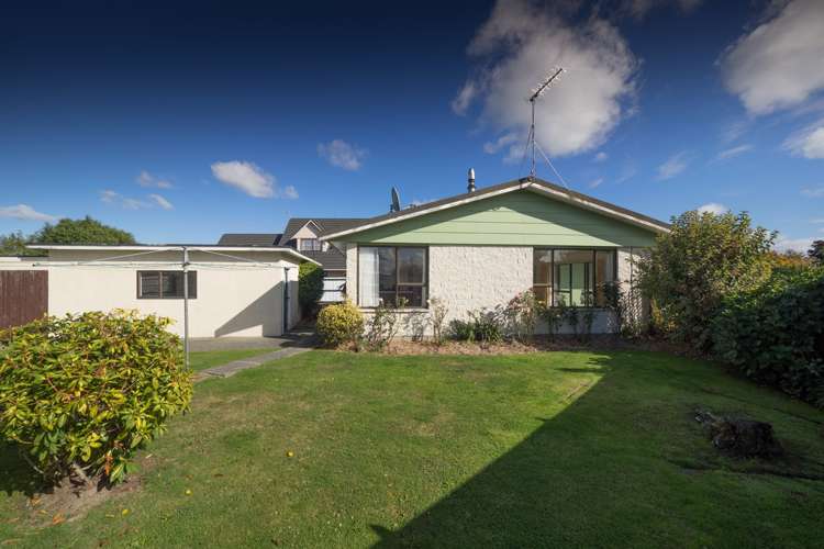 5 Burton Place Allenton_17