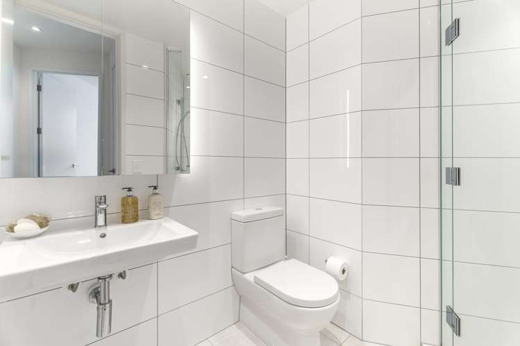 104/223B Green Lane West Epsom_8