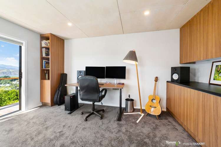 27 Beacon Hill Road Strathmore Park_13