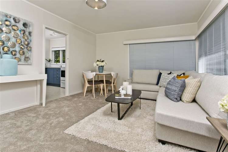 1/12 Downing Street Glenfield_4