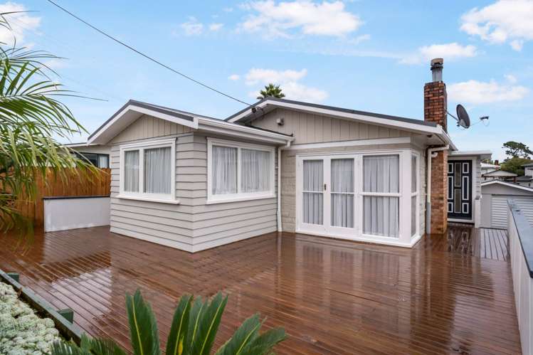 123 Vodanovich Road Te Atatu South_18