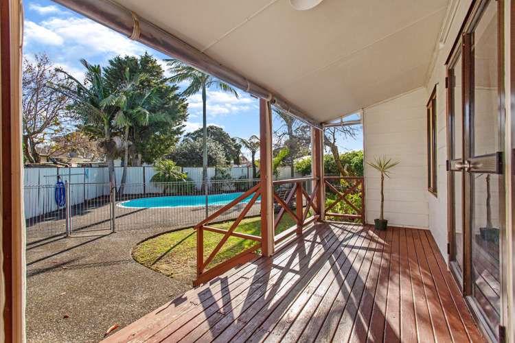 8 Burundi Avenue Clendon Park_6