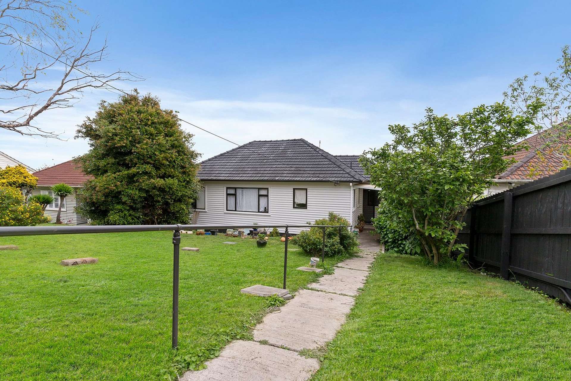 15 Simmonds Avenue Mount Roskill_0
