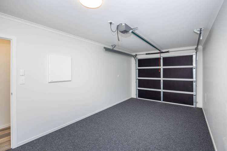 13 Waruhia Crescent Rototuna North_11