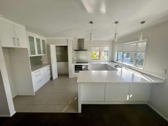 23A Eastcliffe Road Castor Bay_1