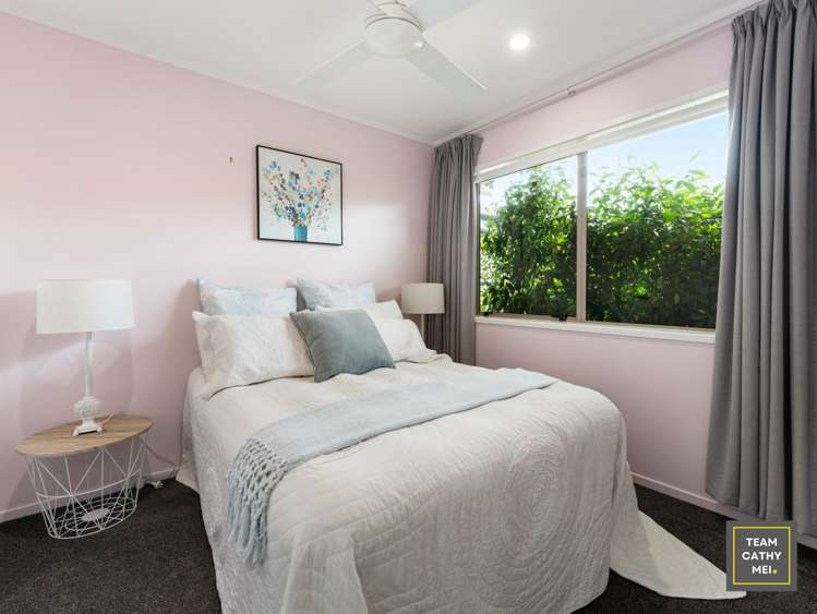 37 Evanda Crescent Conifer Grove_12