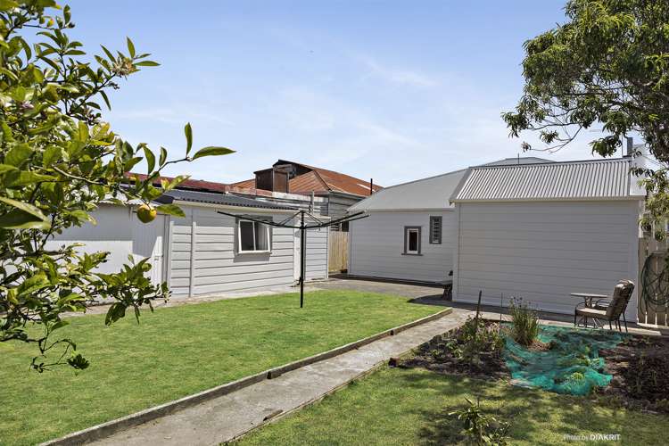5 Te Wharepouri Street Berhampore_10