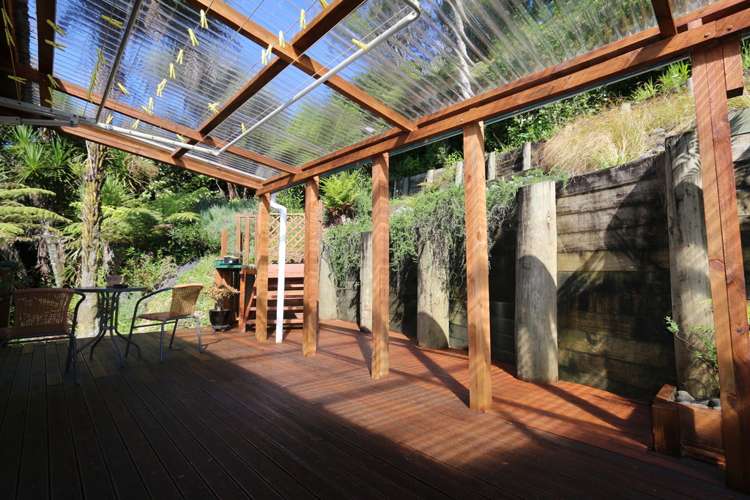 7 Kauri Point Road Laingholm_15