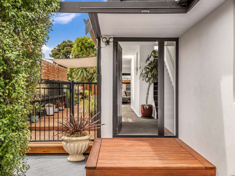 151 Rocking Horse Road_3