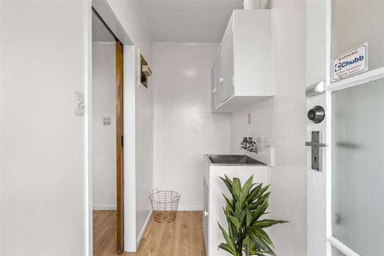 2/46 Howard Hunter Avenue Saint Johns_9