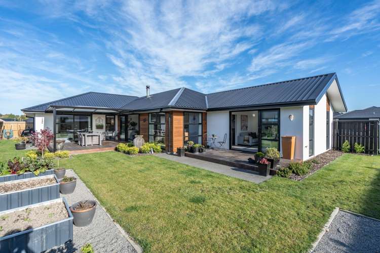 41 Suffolk Drive_1
