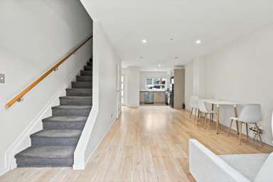 2/4 Littler Place_1