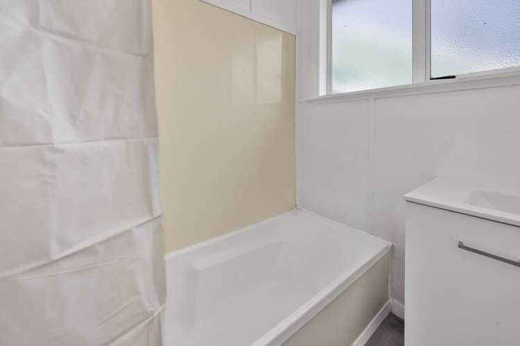 5 Derby Street Eltham_12