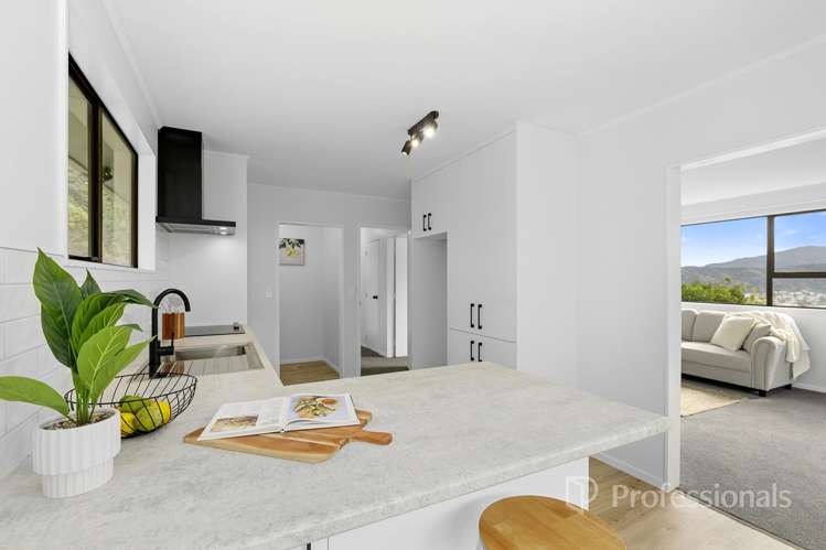 66 Castlerea Street Wainuiomata_11