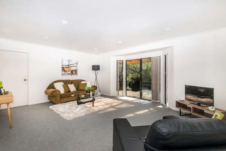 1/11 Rapaki Place Te Atatu Peninsula_17