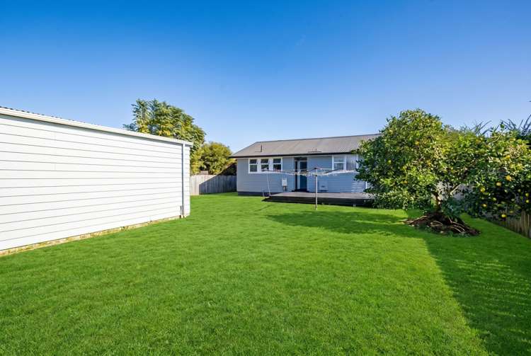 22 Sefton Crescent Chartwell_13