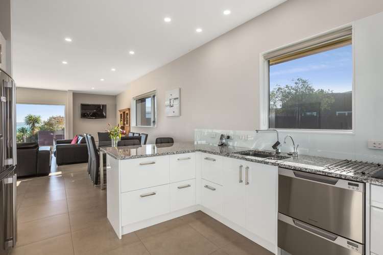 9 Lily Close Camborne_6