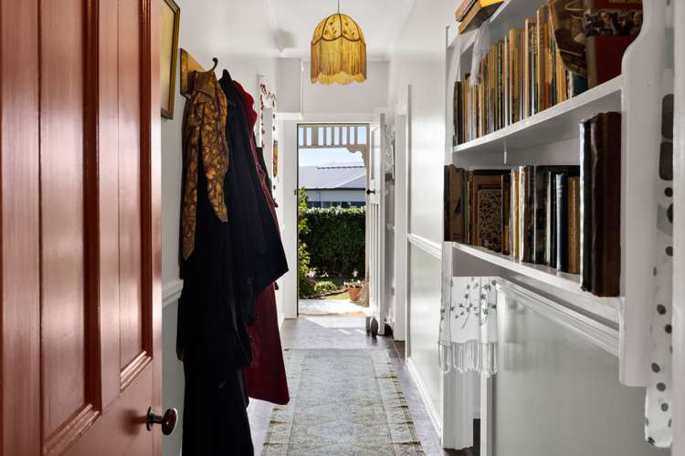 77 Swansea Road Stratford_21