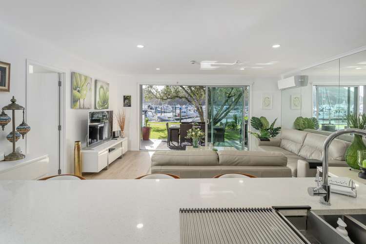 - Unit 5, Marina Park Apts,  86 Albert Street Whitianga_3