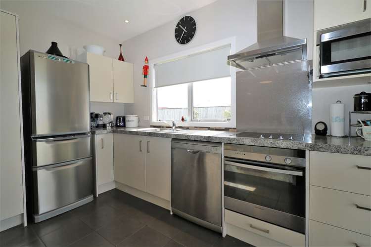 23 Carrington Drive Carterton_3