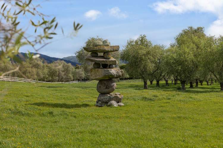 86 Emerald Glen Road Paekakariki_21