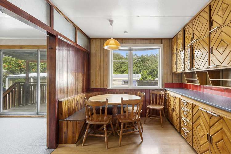 124 Sievers Grove Cannons Creek_5