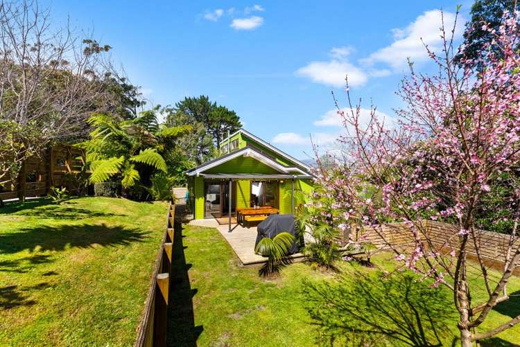 18b Mayfair Place Westown_29