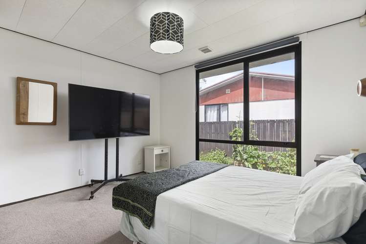 2/88b Kelvin Road Papakura_12