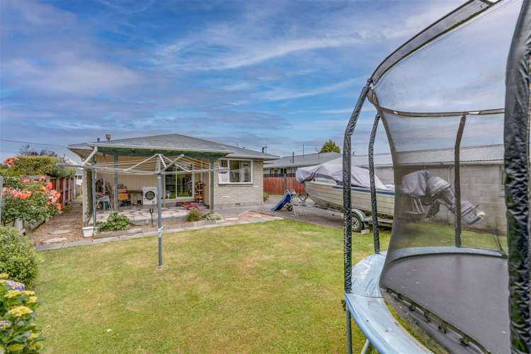 38 Chedworth Avenue Bishopdale_14