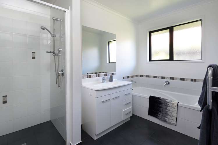 8 Garin Grove Richmond_20