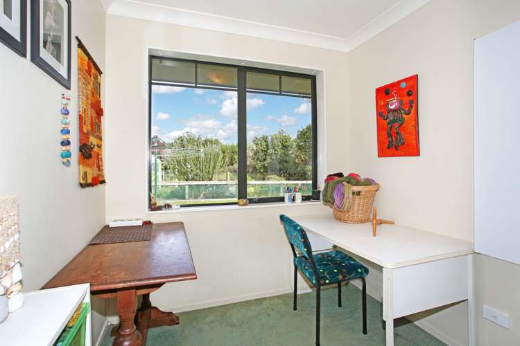 1241 Awhitu Road Pollok_10