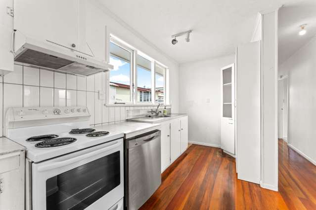 30 Ozich Avenue Te Atatu South_4