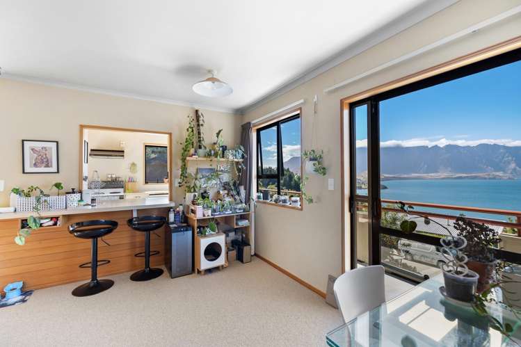 48 Wynyard Crescent Fernhill/Sunshine Bay_11