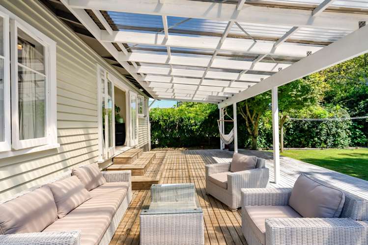 192 Tukapa Street Westown_15