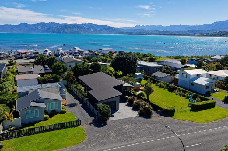 132 South Bay Parade Kaikoura_37