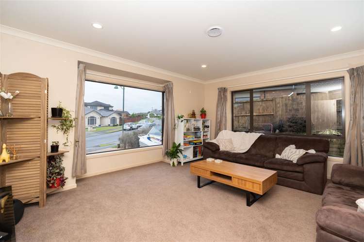 4 Sharaleigh Place Grandview Heights_7