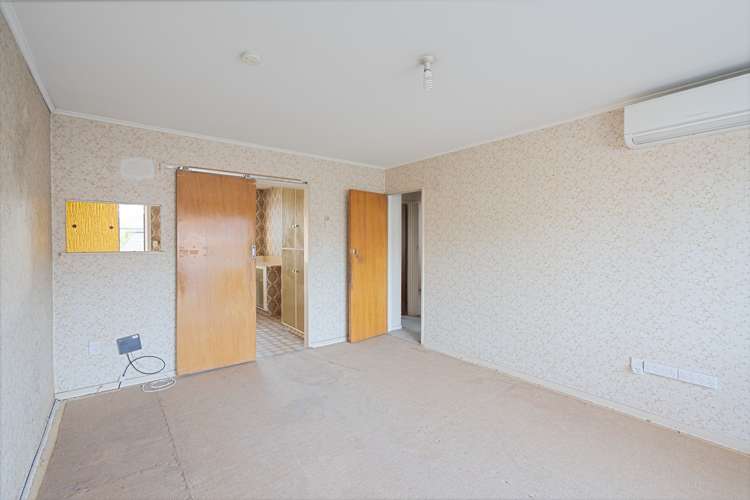 2/175 Ensors Road Waltham_6