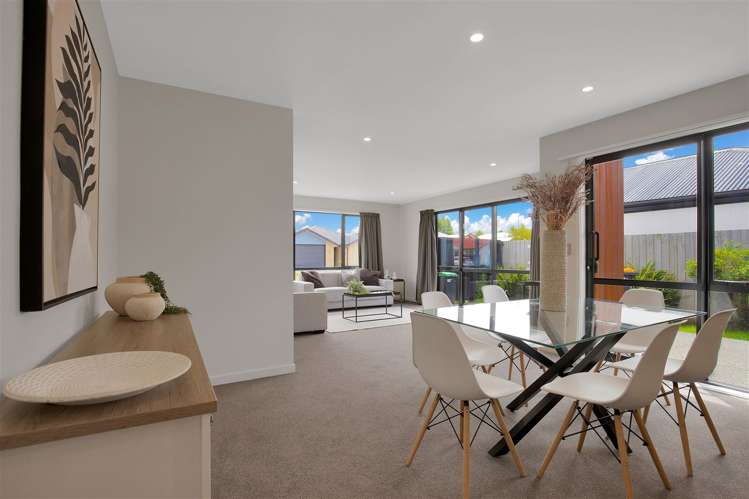 22 Robert Duncan Road Belfast_6