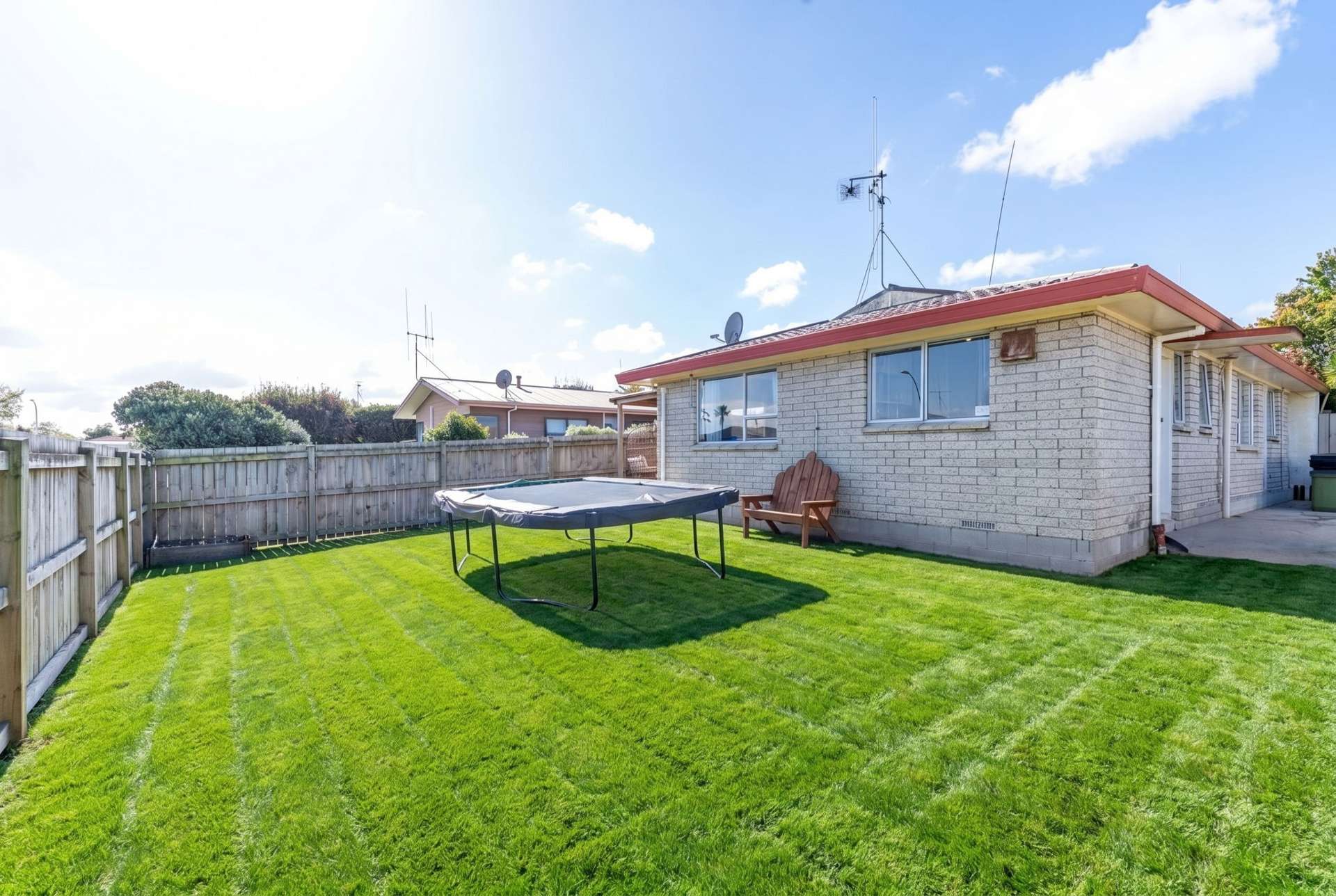 8A Leslie Place Deanwell_0