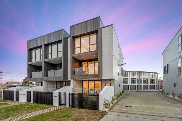 1/6 Ocean View Road Northcote_30