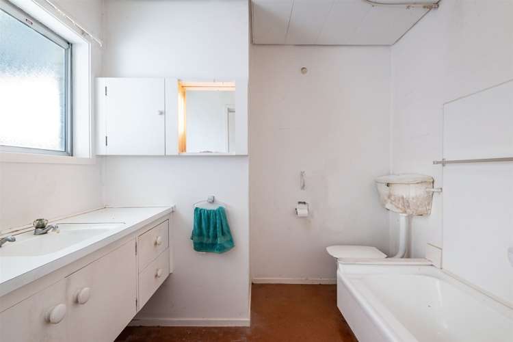 21 Holdaway Avenue Northcote_12