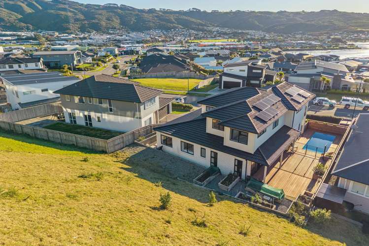 111 Queen Charlotte Drive Aotea_29