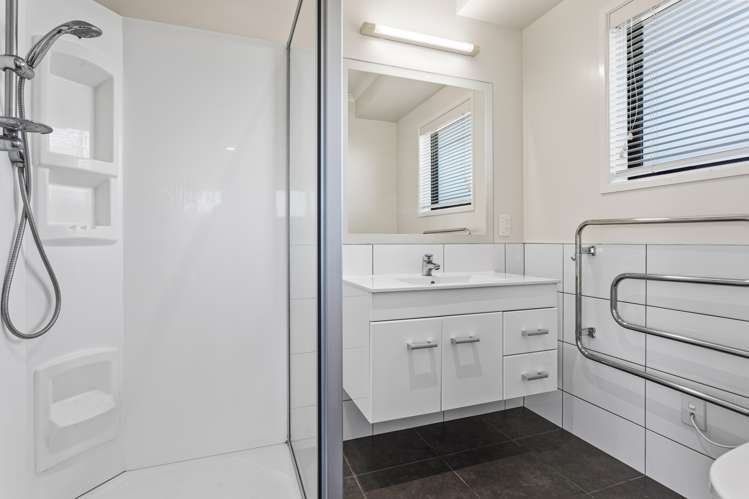 21 Omega Place Coastlands_8